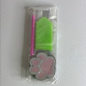 Pink Paw Print Dimond Craft Kit - key chains NEW